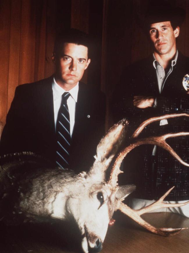 Kyle MacLachlan and Michael Ontkean in Twin Peaks.