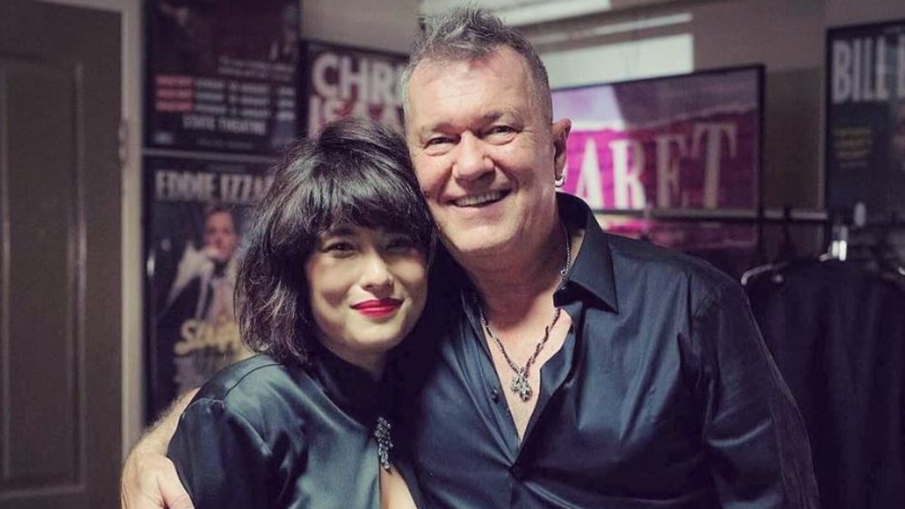 The artist enlisted her cheerleader dad Jimmy to help mentor the artists. Picture: instagram.com/ellymaybarnes