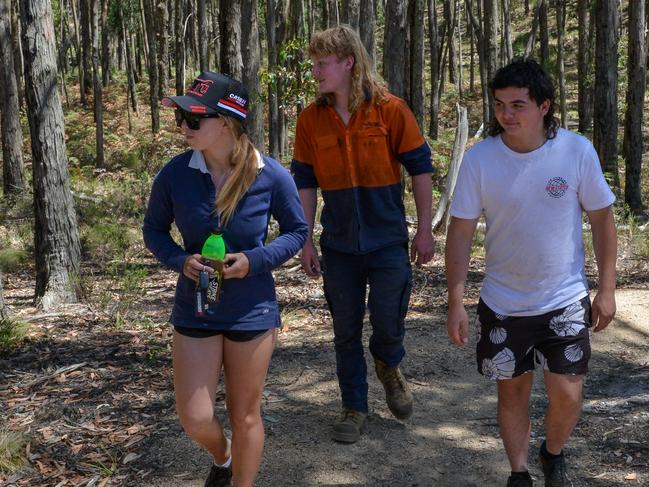 Mia Manton, Tex Young Jai Ogg, from Ballarat help with the search. Picture: Ian Wilson