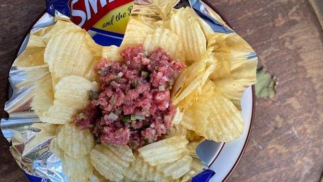 Supplied Editorial Beef tartare and Smith's chips at the Scenic Hotel, Norton Summit