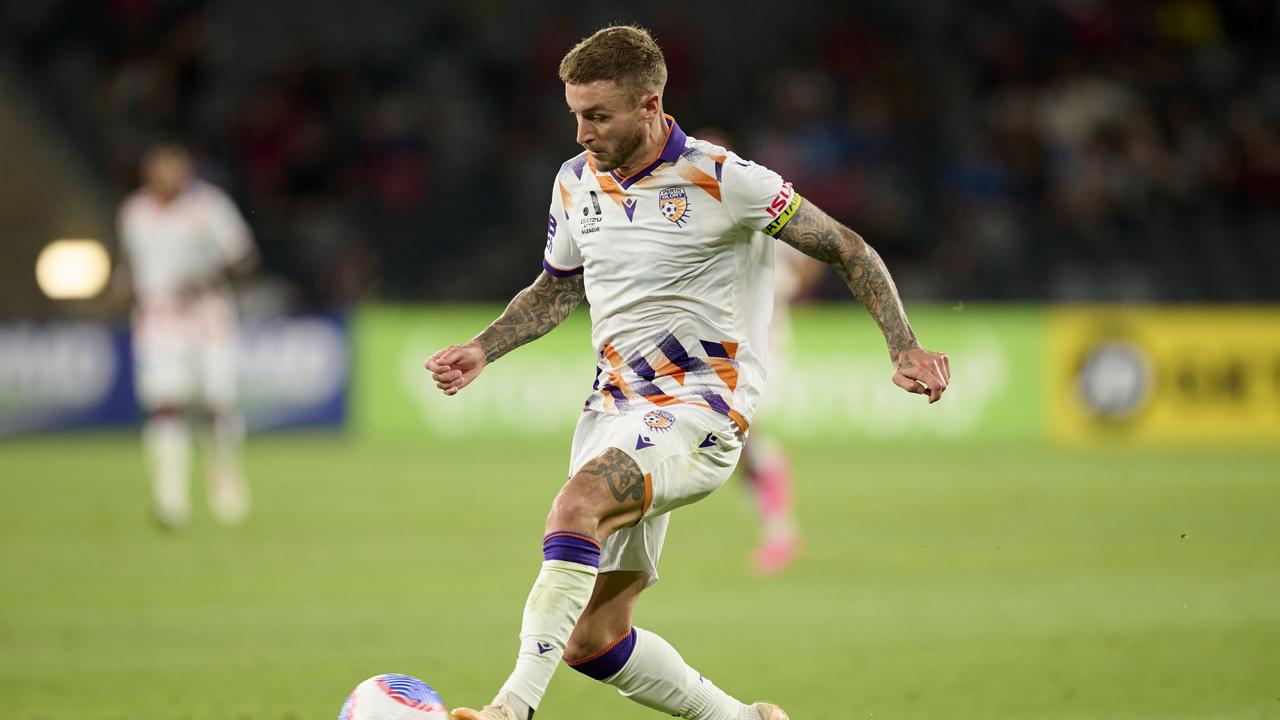 Perth co-captain Adam Taggart is leading from the front for Perth. (Photo by Brett Hemmings/Getty Images)