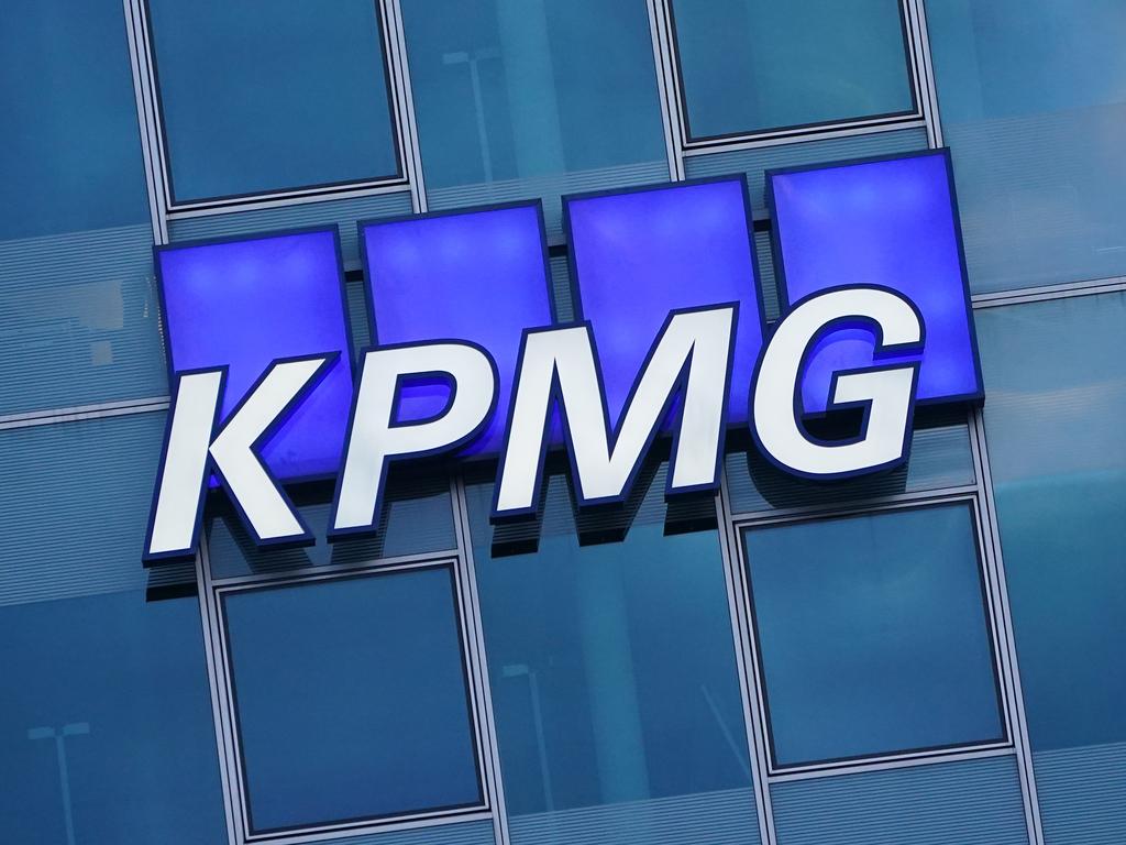 kpmg-grad-program-sees-school-kids-skip-uni-on-fast-track-to-six-figure