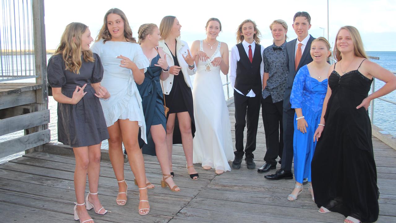 Streaky Bay Area School teens celebrated their school formal in the town, Friday November 12, 2021. Picture: Supplied