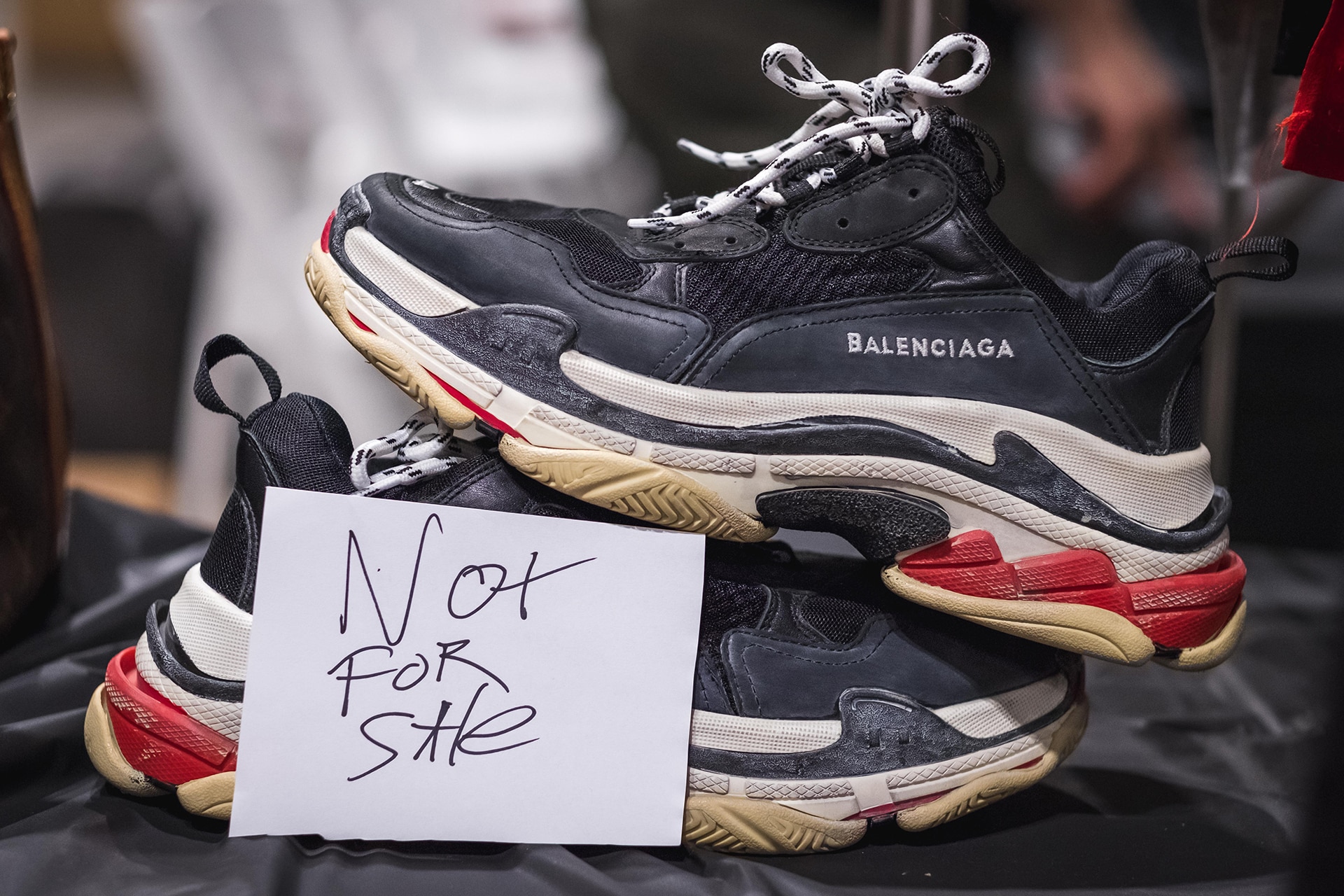 Balenciaga triple s black cheap red fake