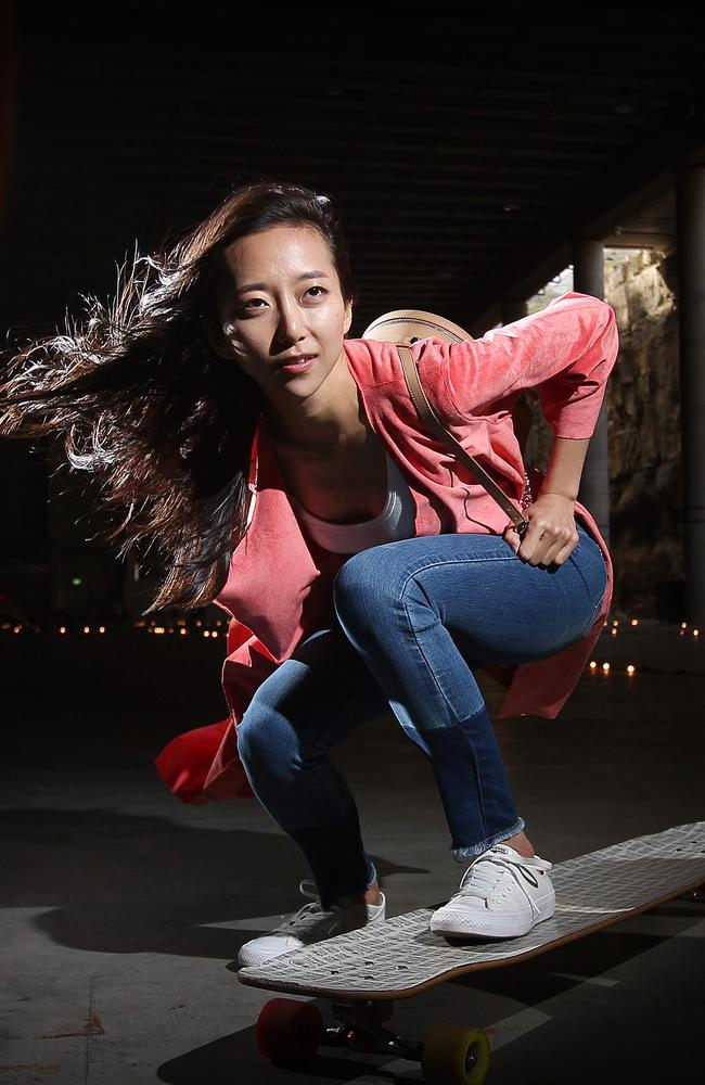 South Korean Youtube Skate Star Hyojoo Ko Longboards Through Sydney Daily Telegraph
