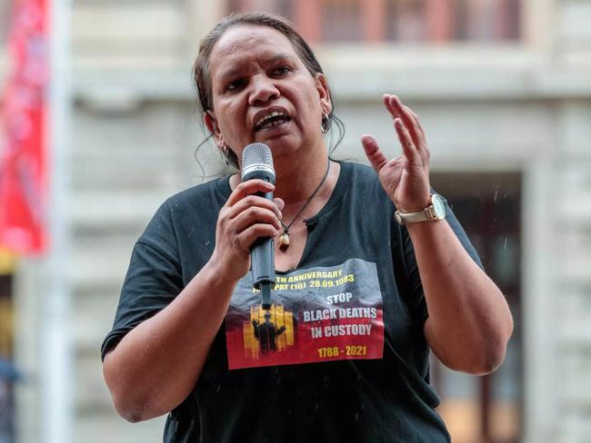 High-profile Indigenous social justice advocate Megan Krakouer has excoriated the Greens after a painful mediation process that resulted in the party blocking her candidacy for the Federal seat of Fremantle.