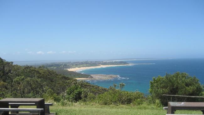 Police are investigating a fire at Crackneck Lookout at Bateau Bay. File picture.