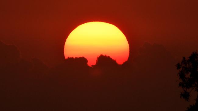 NSW is waking up to a smoky sunrise and uncertain day. Picture: AAP.