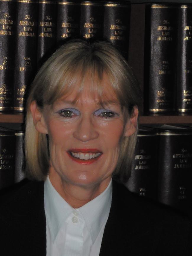 Kaye McNaught practises in family law, child protection, and cases involving family violence.