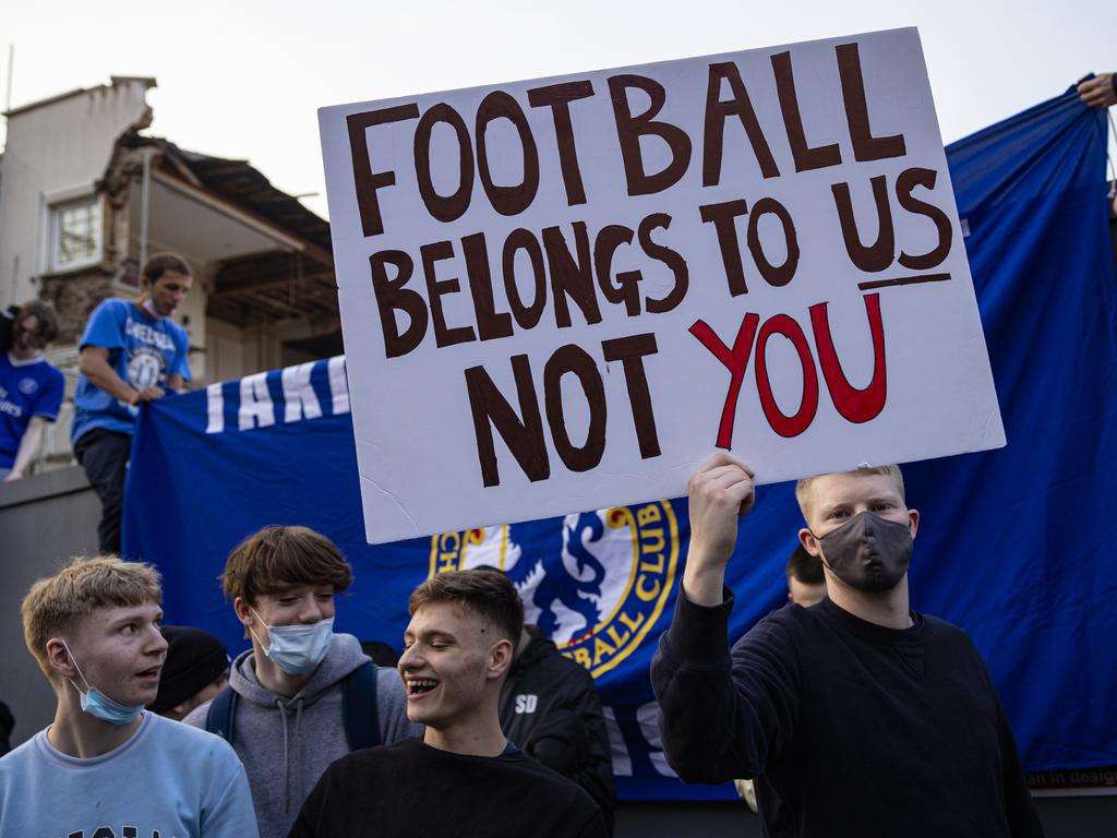 European Super League plans implode as EPL clubs quit