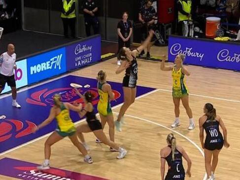 Silver Ferns fire in final minutes!