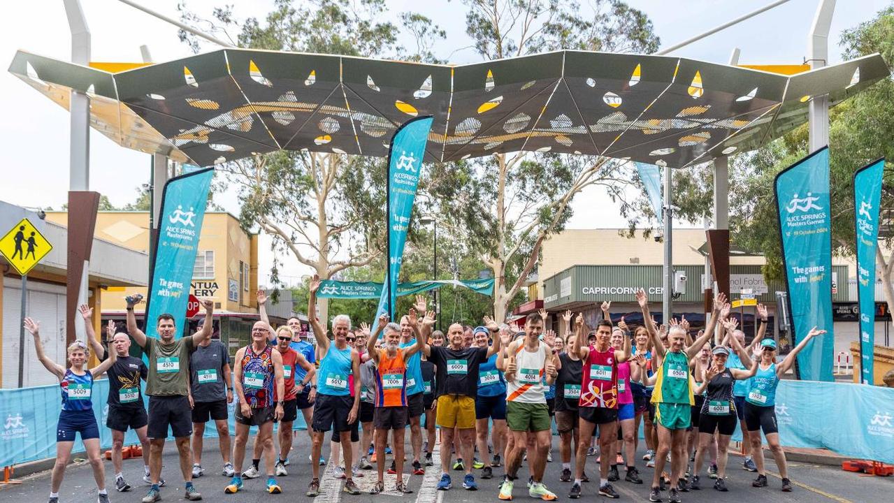 ‘I feel blessed’: Oldest competitor gets sprinting finish for Masters Mile