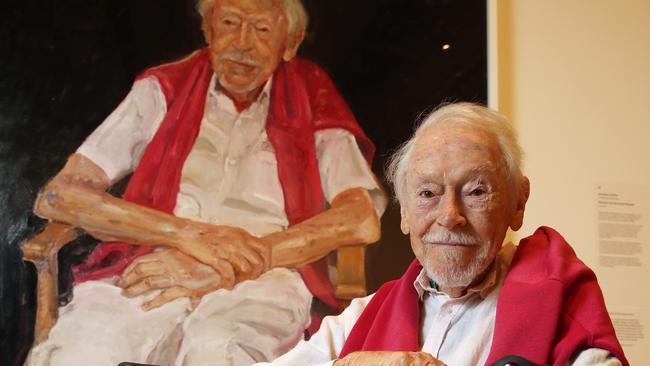 The winner of the Archibald Prize Guy Warren has died age 103. Picture: NCA NewsWire / David Swift