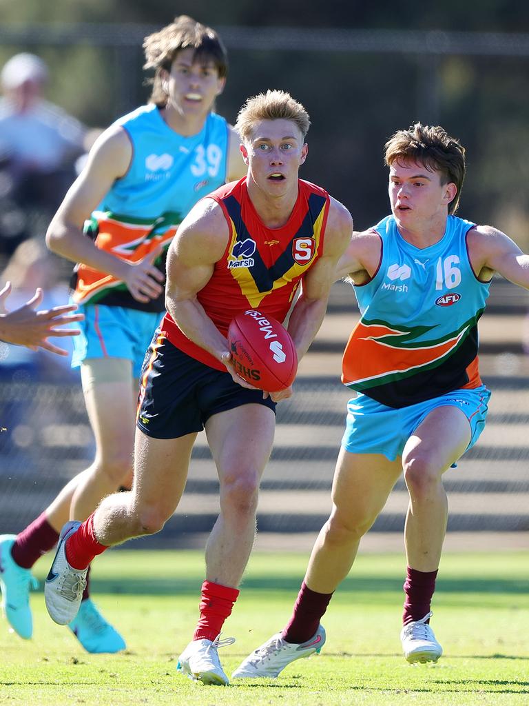 Sid Draper of South Australia and Samuel Marshall of the Allies during the 2024 Marsh AFL Championships U18 Boys match between South Australia and Allies at Thebarton Oval. Picture: Sarah Reed/AFL Photos via Getty Images