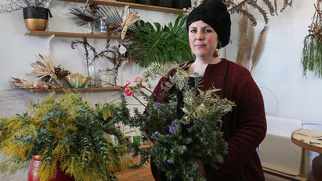 Janelouise Hearn runs sustainable floristry business, Lilac and the Cat.