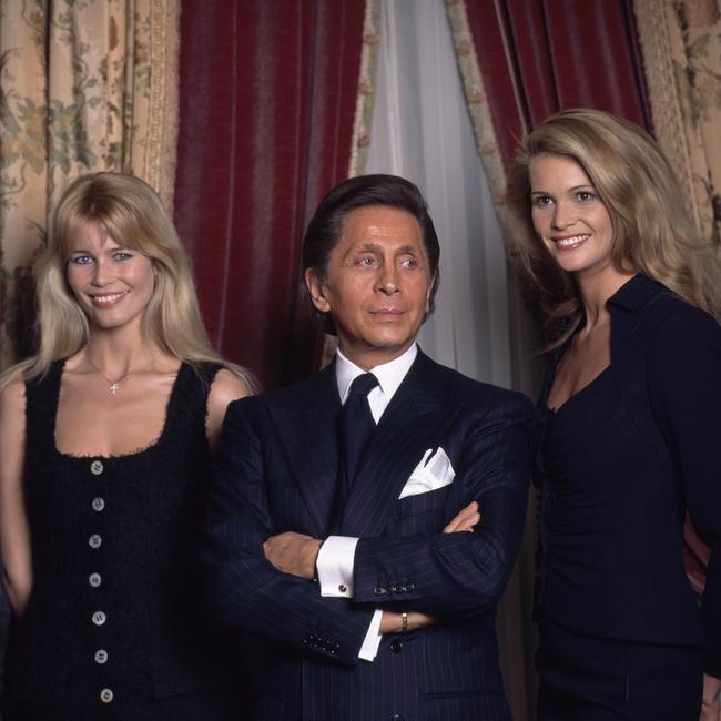 Elle poses with Claudia Schiffer and fashion designer Valentino after his show in Paris. Picture: Steve Wood/Popperfoto/Getty Images