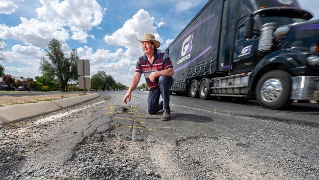 Teddywaddy farmer David Pollard on a section of the Calder Highway at Wycheproof. Picture: Rob Leeson.