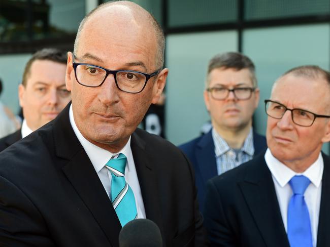 It’s all smooth between Kochie and Hinkley.