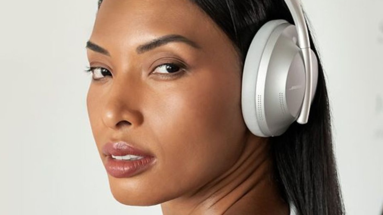 Check out great deals on Bose headphones this sale season.