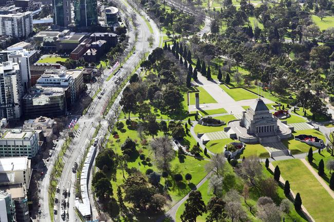 Aerial pictures of empty roads in Melbourne as strict stage 4 lockdowns are enforced. St Kilda road and the Shrine of Remembrance. Aaron Francis/The Australian