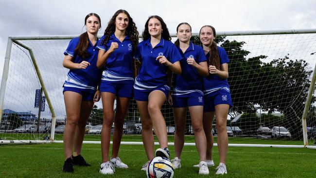 Cairns State High School players ahead of the semi-final. Picture: Brendan Radke