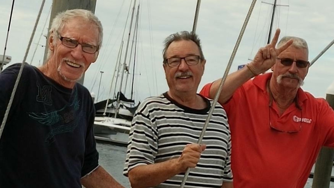 yacht sailor dies