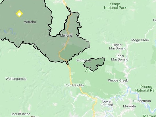 Map showing large area of more than 70,000 hectares already burned out by the Gospers Mountain Fire.