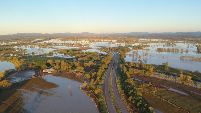 The NSW MidCoast Council estimates the financial impact of the highway closure at approximately $29m. Picture: NewsWire Handout/ Transport NSW
