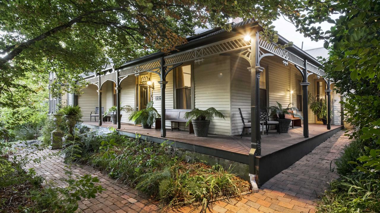 Historic Daylesford Downton Abbey-esque guesthouse seeking majestic new owners news.au — Australias leading news site pic