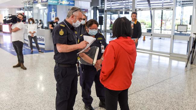 Australian Border Force officials at the arrivals in Sydney Airport Picture: NCA NewsWire / Flavio Brancaleone