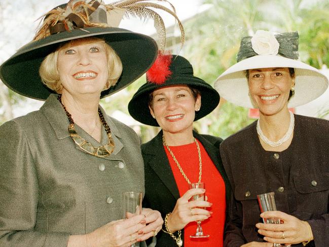 Ladies Day at Cluden Racecourse /Townsville. DEIDRE (deirdre) WALSH, KAREN JONES and DAVINA CHAD. 30 Jul 2000