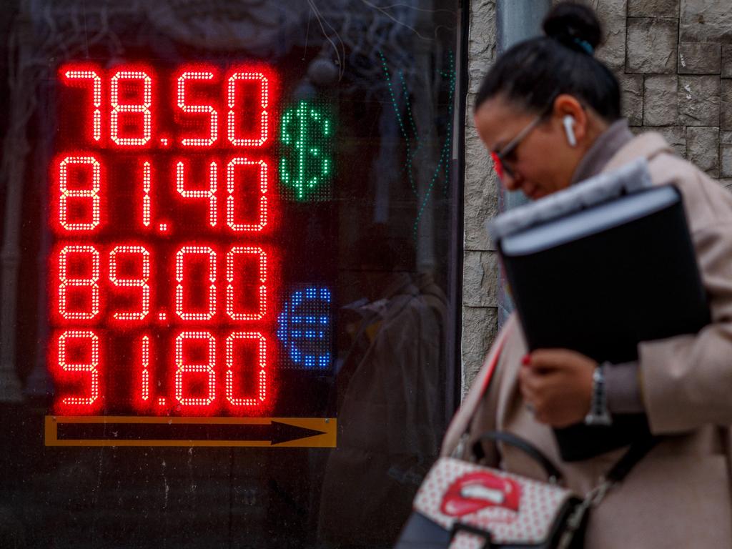 Currency exchange rates in Moscow on February 22, 2022. Picture: Dimitar Dilkoff/AFP