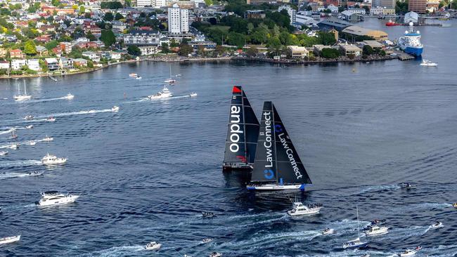 LawConnect and Andoo Comanche in a fight to the finish. Picture: Andrea Francolini/Rolex