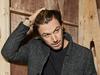 Aussie actor says mum had ‘hands over her eyes’ during racy scenes