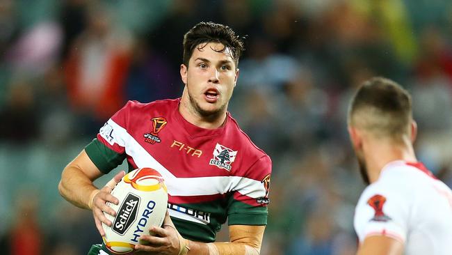 SYDNEY, AUSTRALIA — NOVEMBER 04: Mitchell Moses of Lebanon in action during the 2017 Rugby League World Cup match between England and Lebanon at Allianz Stadium on November 4, 2017 in Sydney, Australia. (Photo by Mark Nolan/Getty Images)