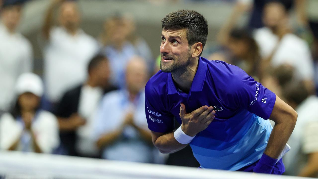 Novak Djokovic tak mau ditanya soal Grand Slam.  Foto: Getty Images