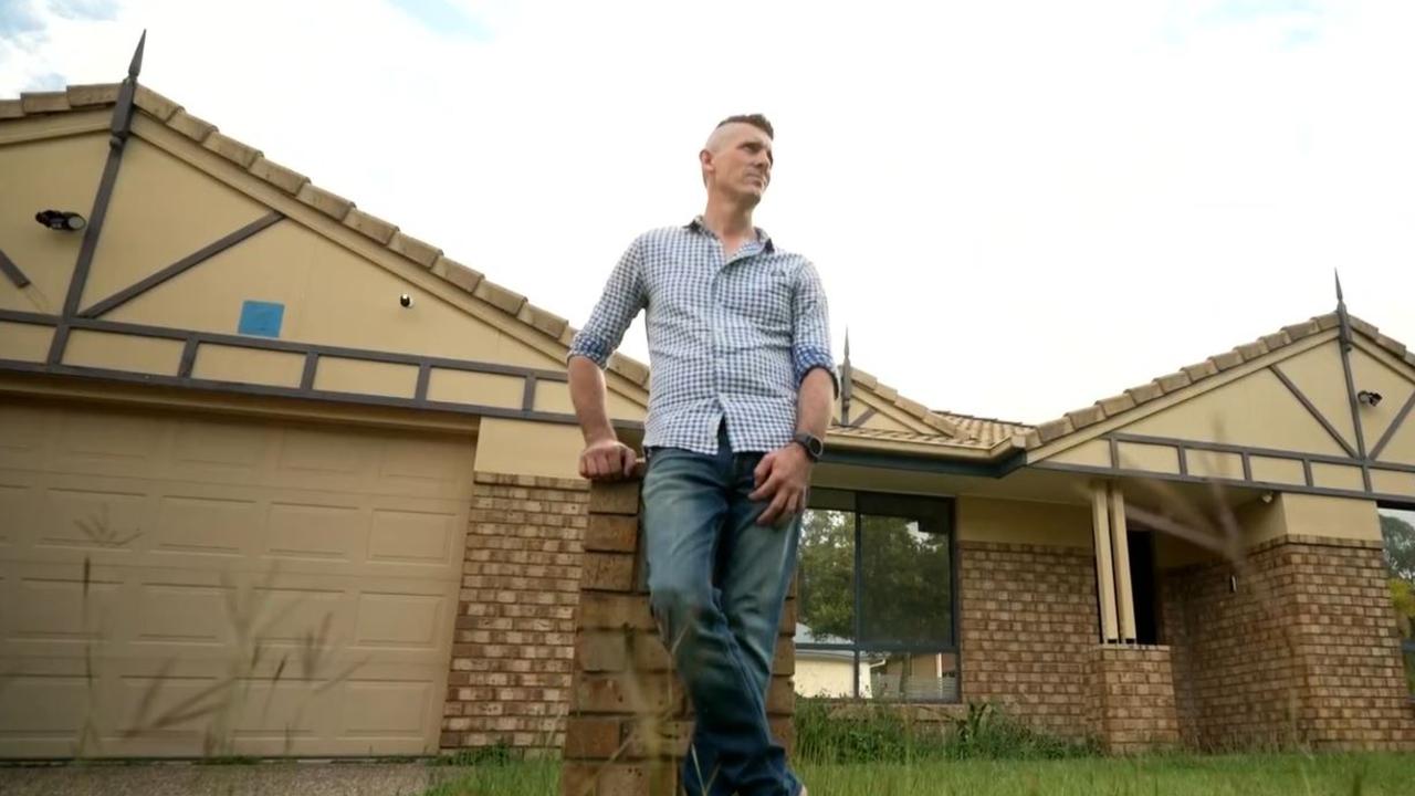 Lee Lovall on the front lawn where Emma collapsed after being fatally stabbed. Photo: A Current Affair