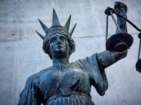 Court generic, Lady Justice statue