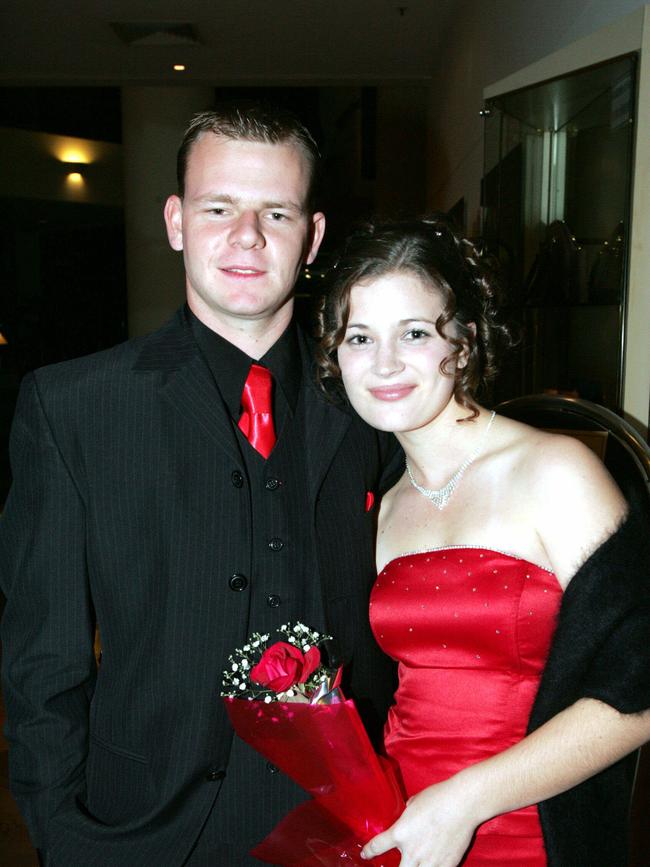 JUNE 06, 2004: Michael Polley, 19 and Courtney McGrath, 16 from Hillcrest Christian College at the Crowne Plaza in Surfers Paradise for their school formal. PicMike/Batterham - socials