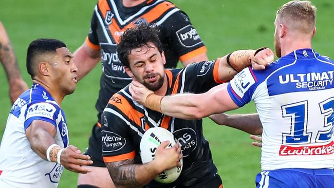 2020 NRL Round 14 – Wests Tigers v Canterbury-Bankstown Bulldogs, Bankwest Stadium, 2020-08-16. Digital image by David Hossack � NRL Photos