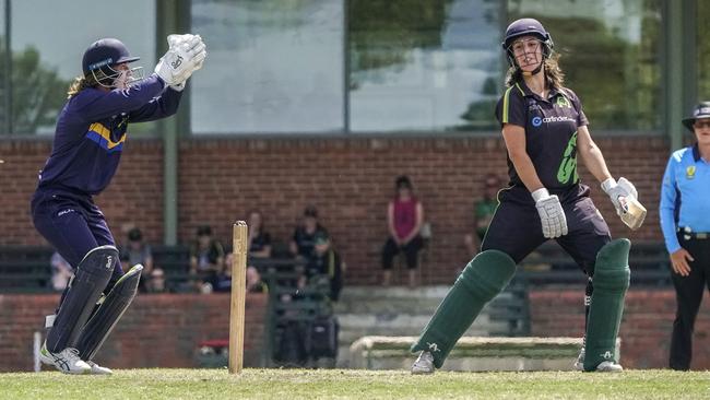 Premier: Box Hill’s Isabella Weber is caught by Ringwood keeper Emma Lynch. Picture: Valeriu Campan