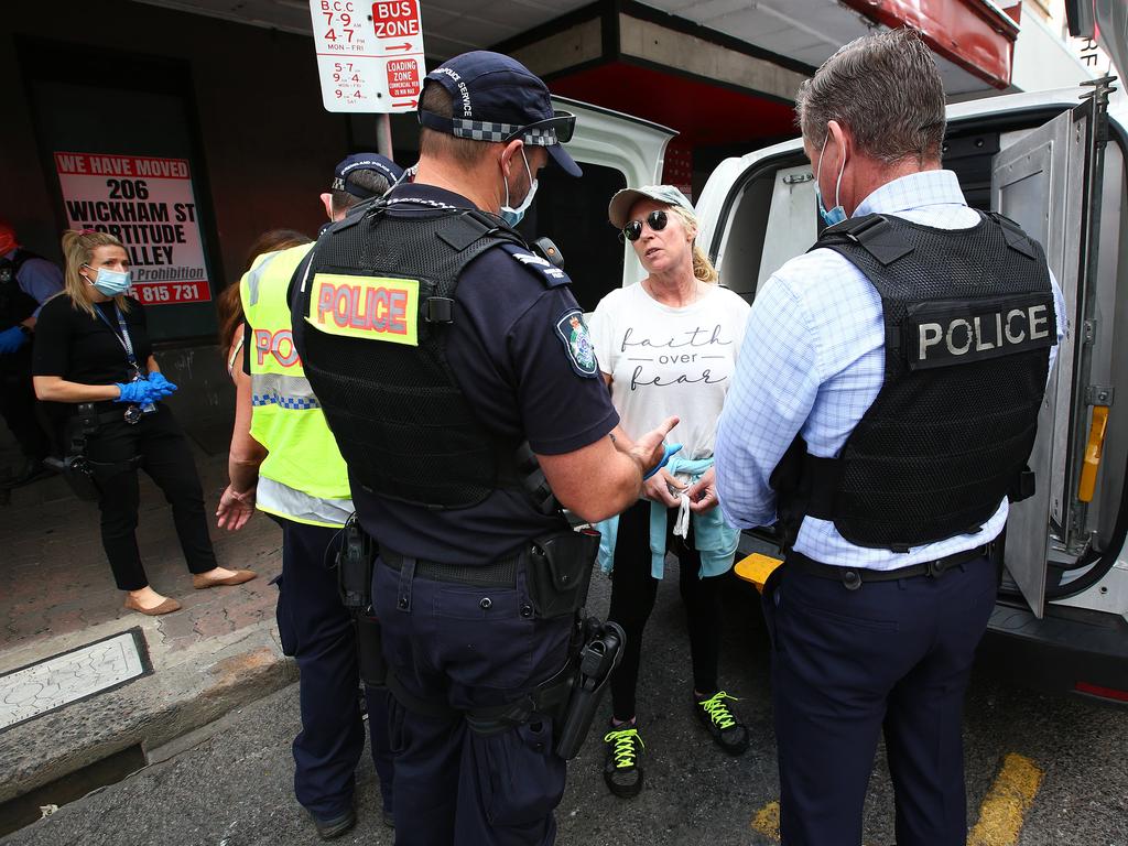 Qld deputy commissioner says lockdown could still end on Sunday if ...