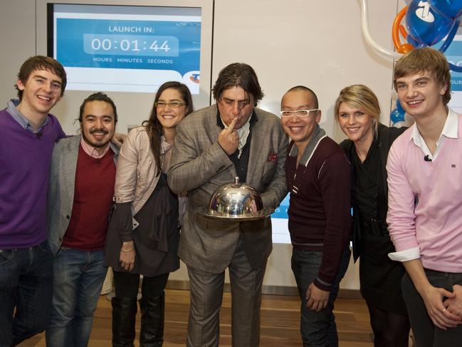 Matt Preston (centre) with MasterChef 2010 contestants Adam Liaw, Callum Hann, Marion Grasby, Alvin Quah, Courtney Roulston and Matthew Aldicott.