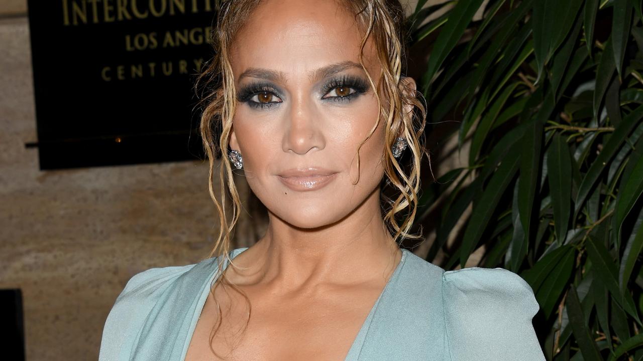 Jose Canseco brings Jennifer Lopez into his A-Rod feud