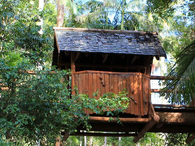 SUNSHINE COAST COUPLES:  for Chanel Parratt story    ..  Elevated wooden walkways weave through the canopy at Secrets on the Lake