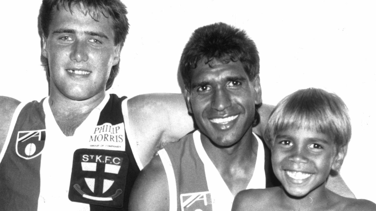 Tony Lockett with Jimmy Krakouer and his son Andrew, aged seven at the time.