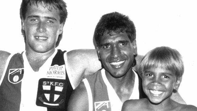 Tony Lockett with Jimmy Krakouer and his son Andrew, aged seven at the time.