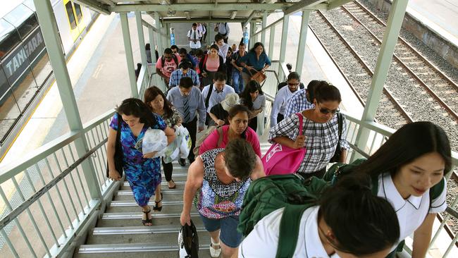 Doonside commuters are in desperate need of a lift for the elderly and disabled.