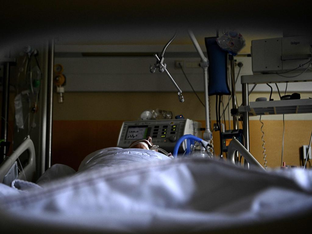 Patients are more likely to suffer from a mental health disorder if they had a severe case of COVID-19. Picture: Christophe Archambault / AFP