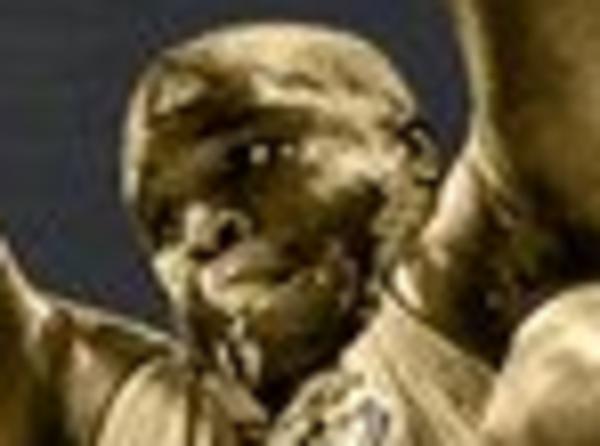 Shaq’s new statue is incredible